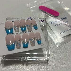 Brand New Hand Made Press on Nails # 30